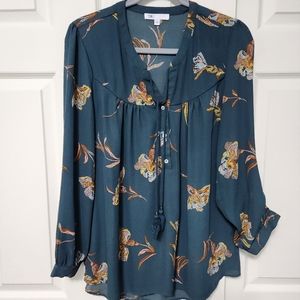 DR2 blouse size Large